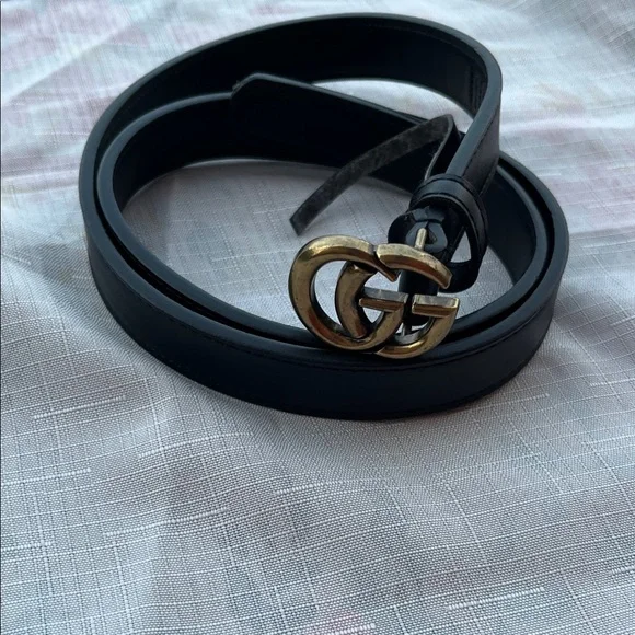 Gucci | Accessories | Gucci Black Leather Belt With Gold Gg  display picture 3